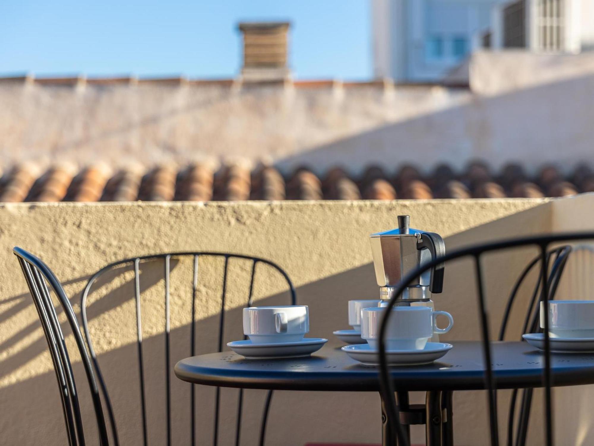 H2M Lazcano With Sunny Terrace In Old Town 马拉加 外观 照片