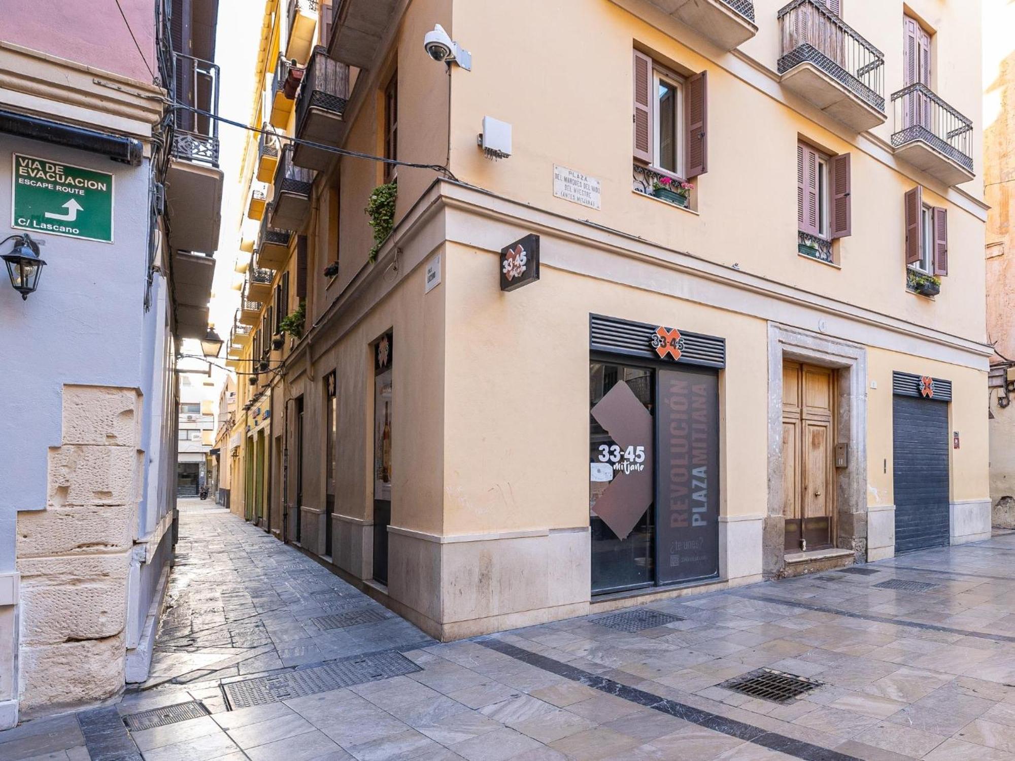 H2M Lazcano With Sunny Terrace In Old Town 马拉加 外观 照片